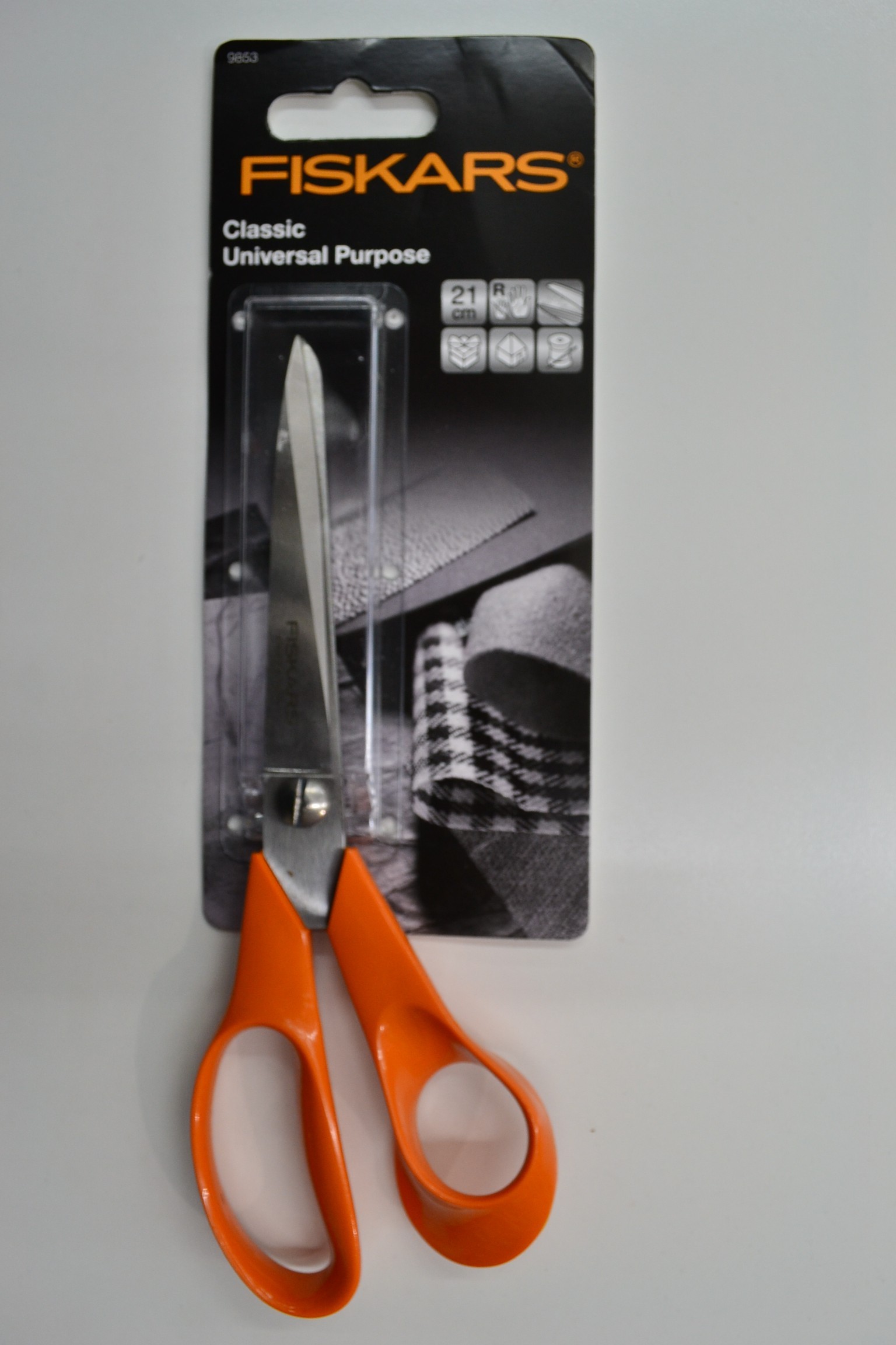 Mercerie - Ciseaux FISKARS 21 cm droitier