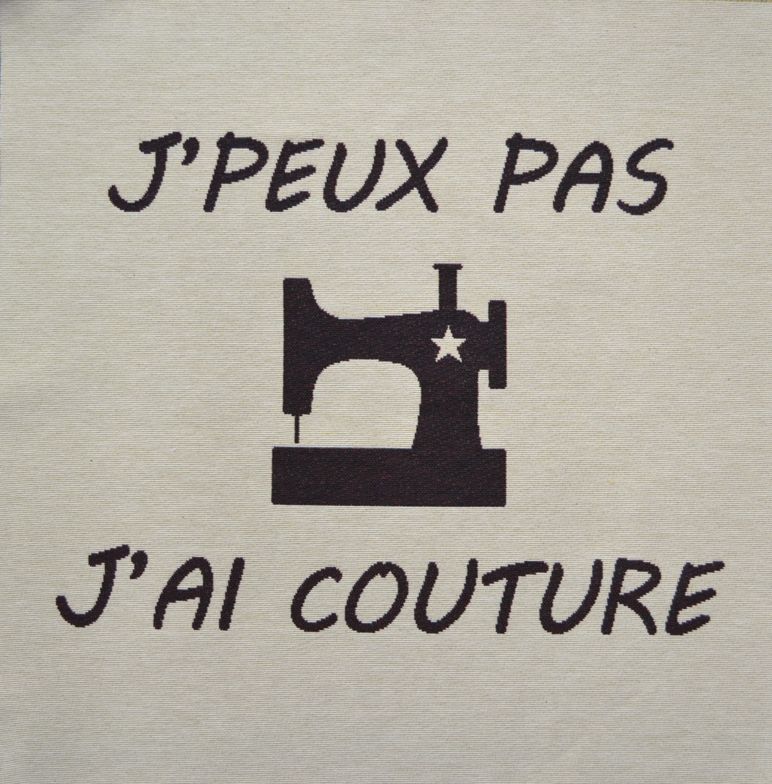 Carré - J'peux pas j'ai couture