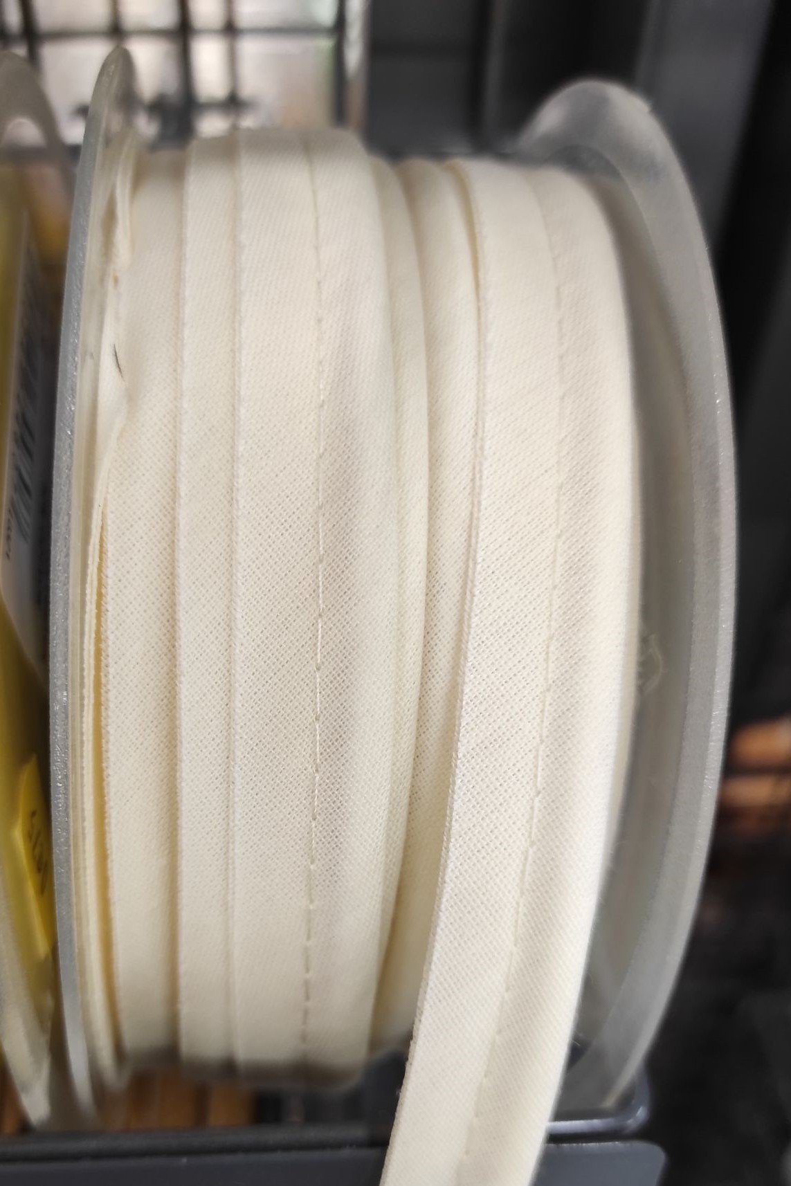 Mercerie - Passepoil polycoton 15mm jaune très pâle