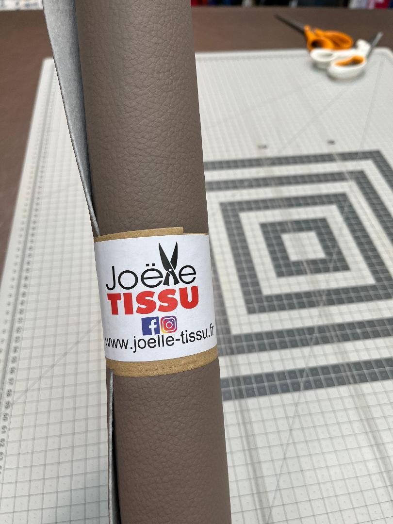 Simili cuir - taupe 50x70 cm