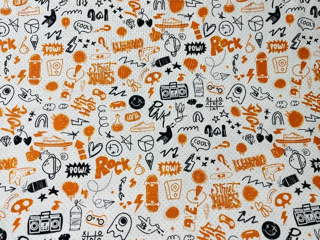 Graffiti fond blanc motif orange