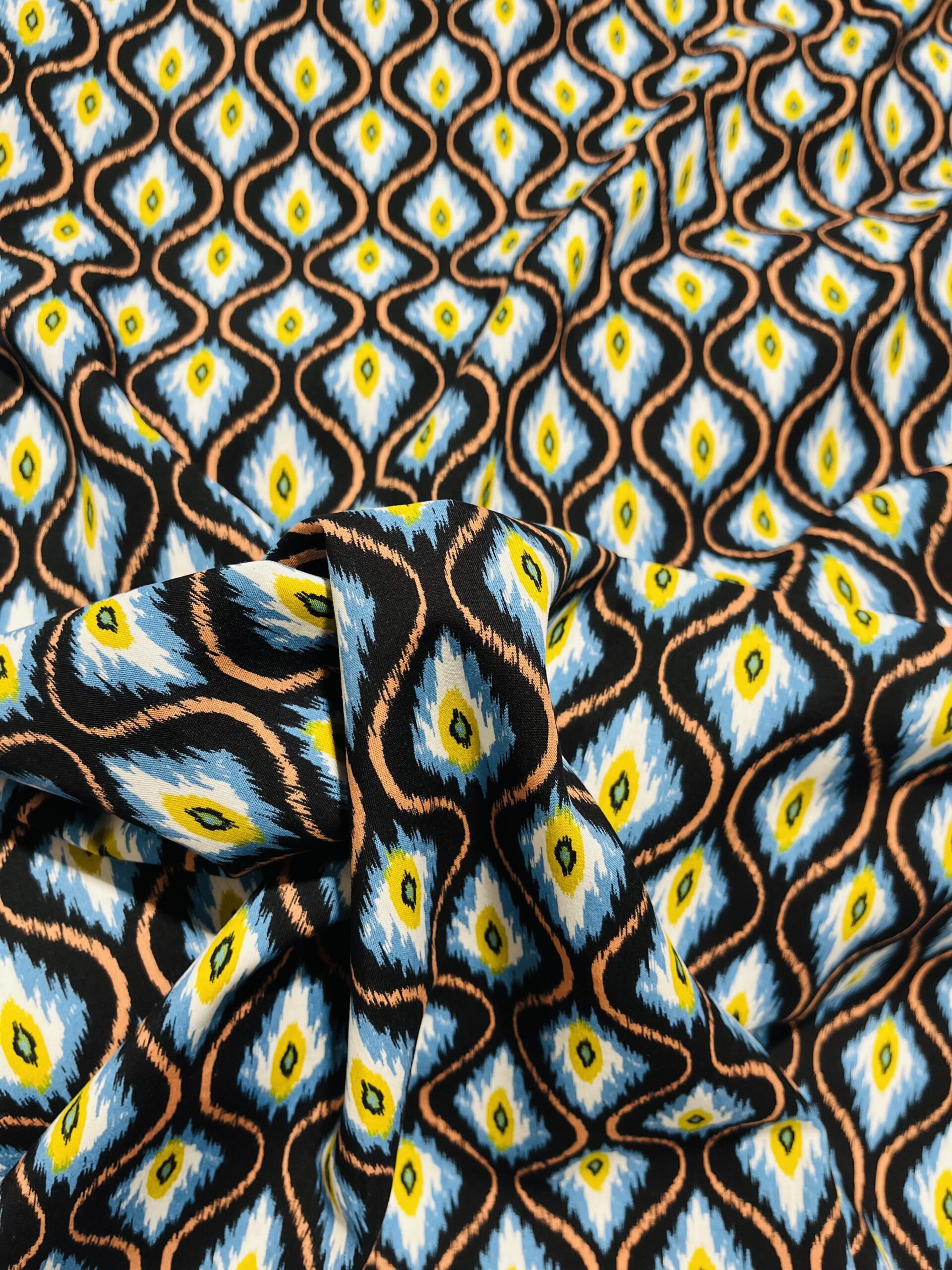 Graphic orange  royal