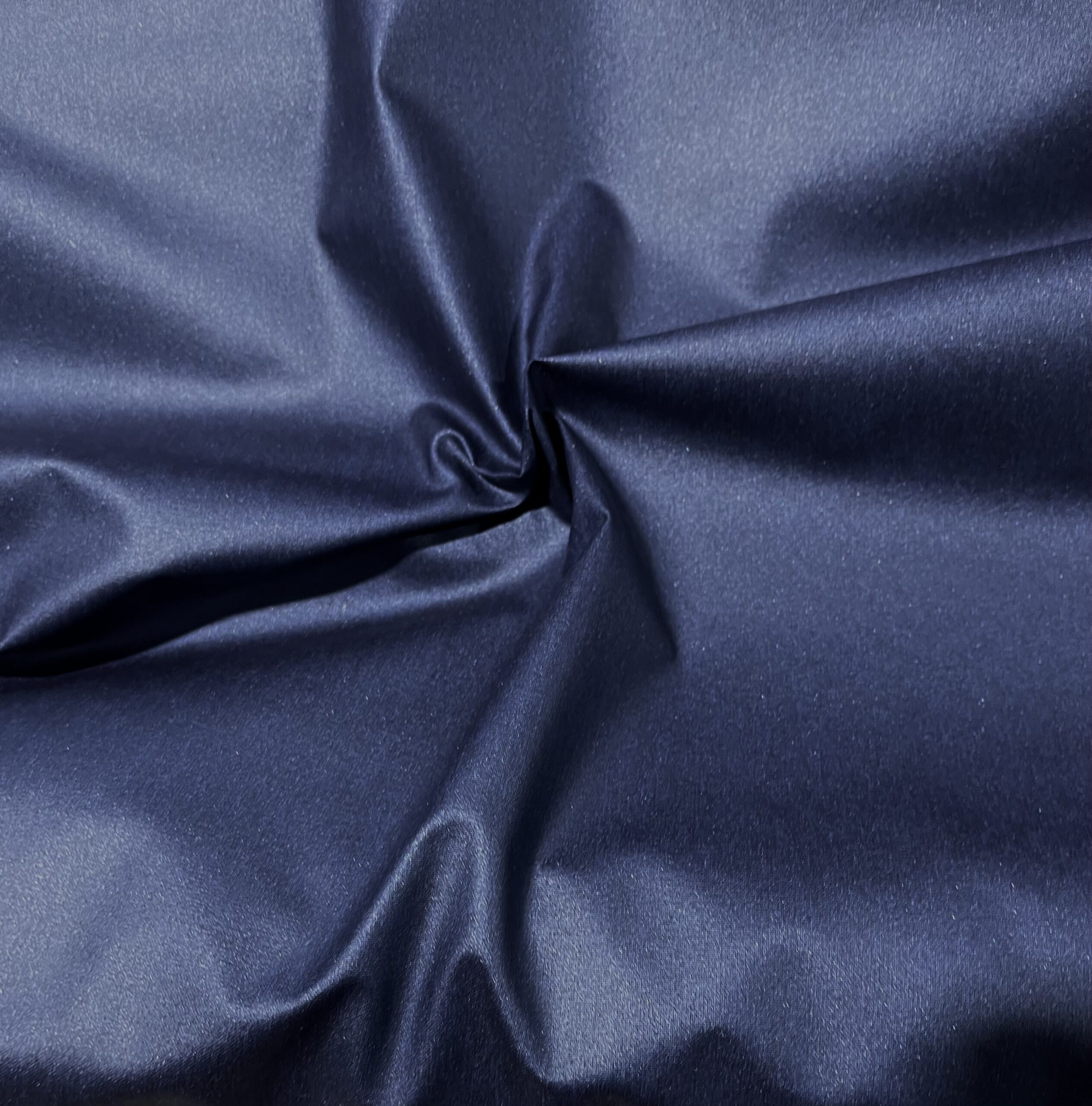 Coton enduit -Uni Bleu nuit  pailletée.