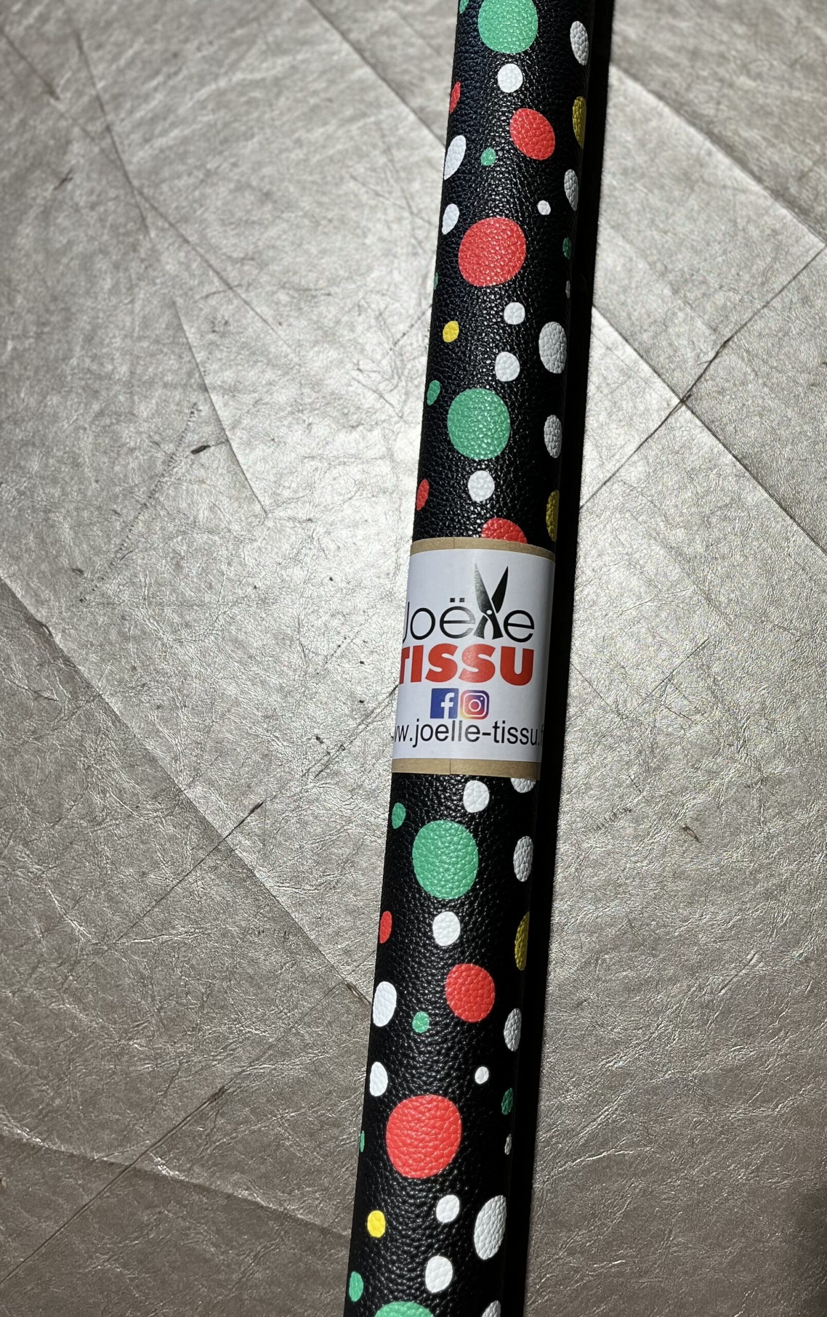 Simili cuir - Petits pois.