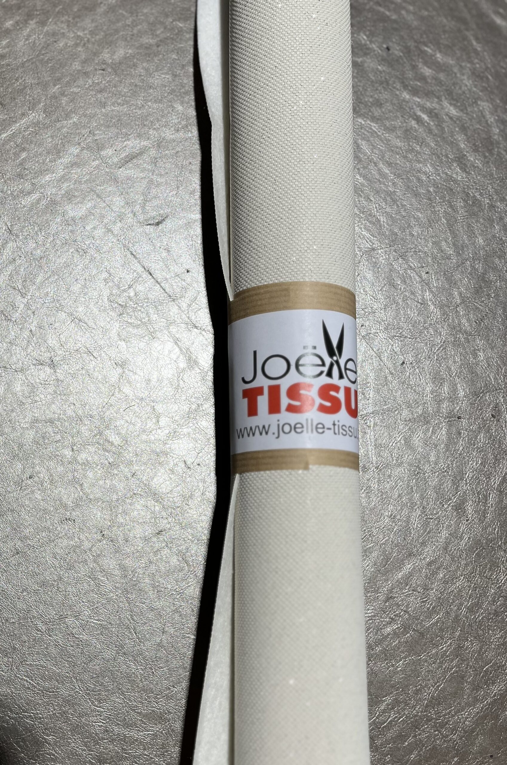 Simili cuir - Paillettes beige.