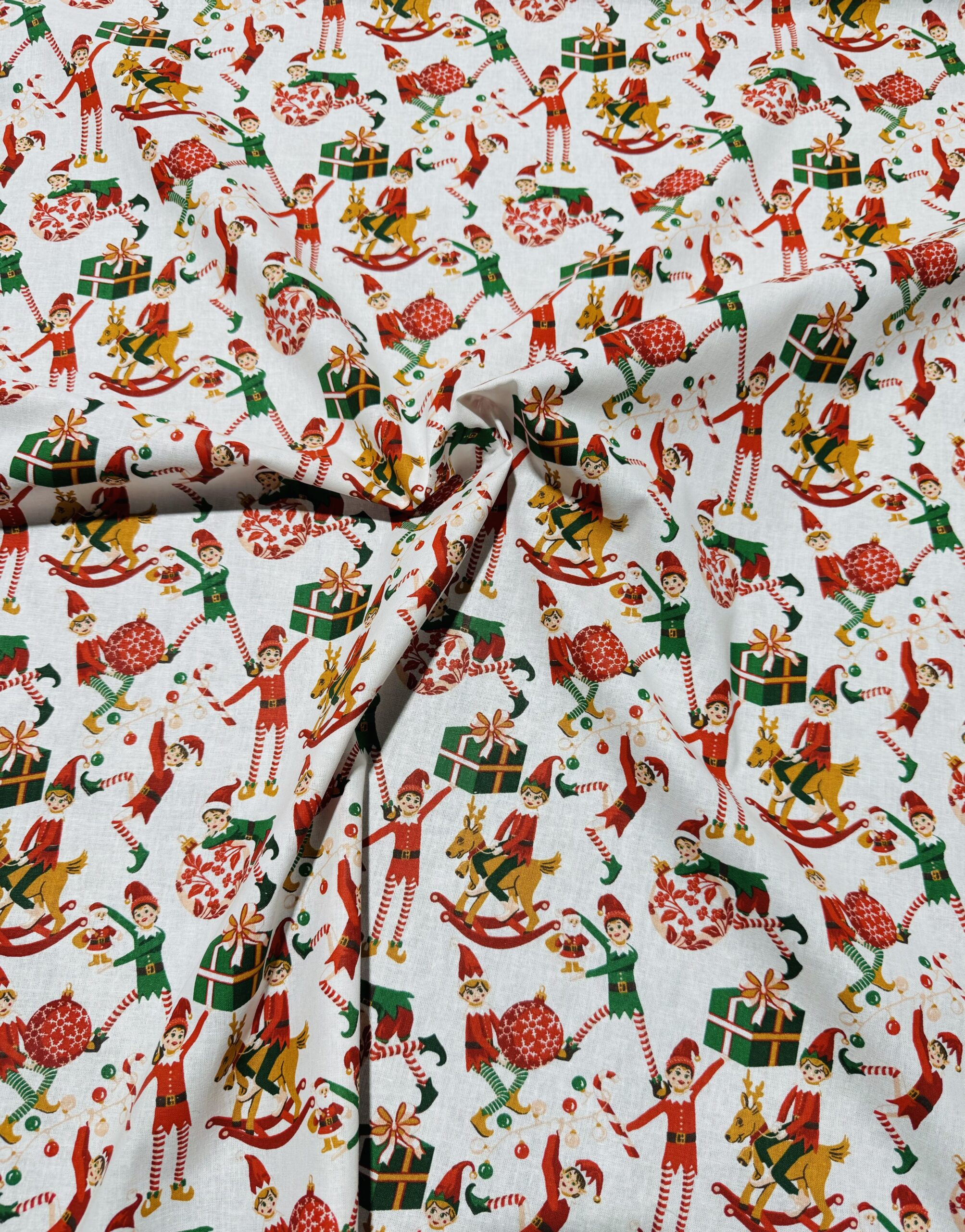 Lutin farceur blanc.