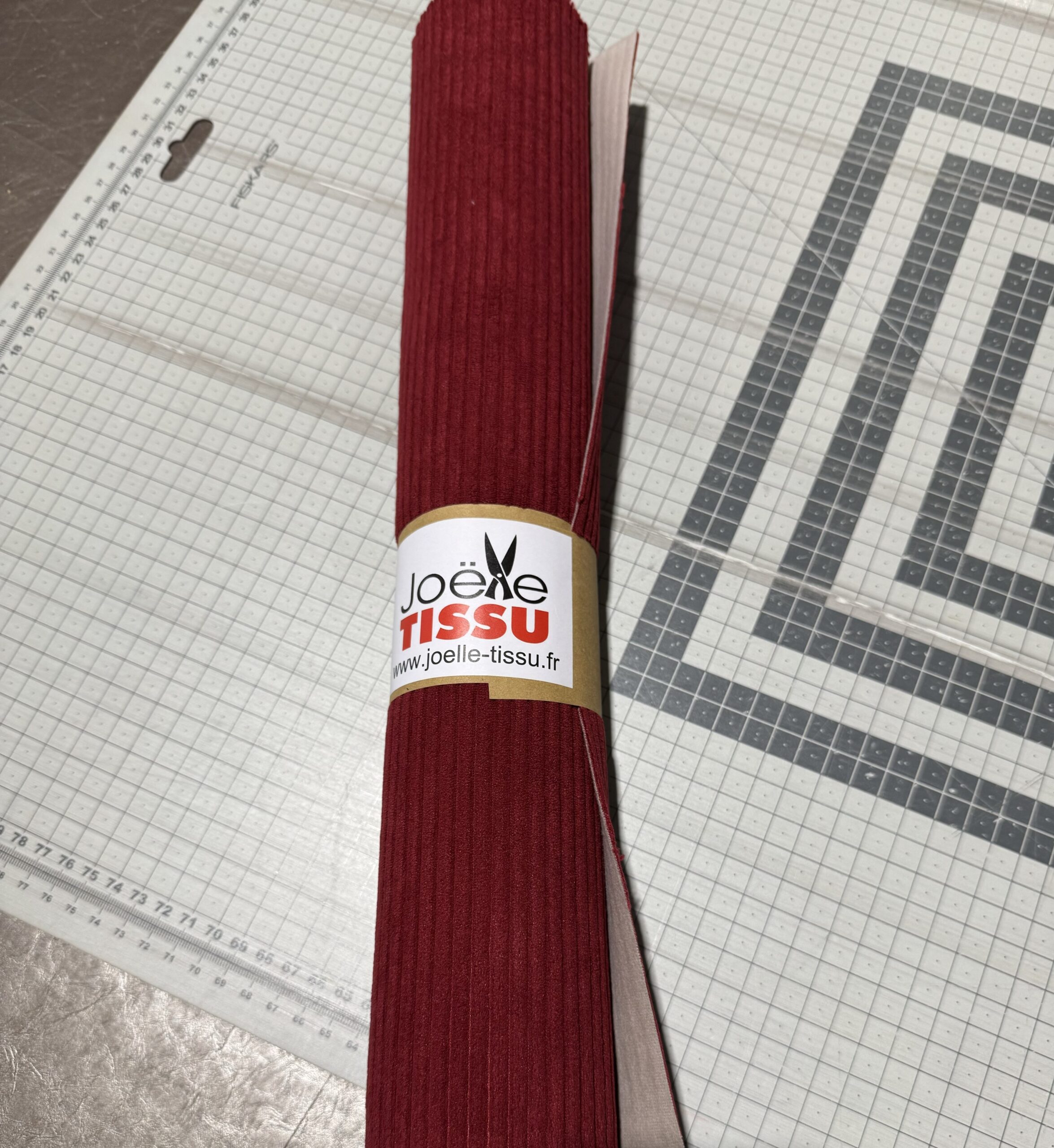 Coupon velours cottelé - bordeaux