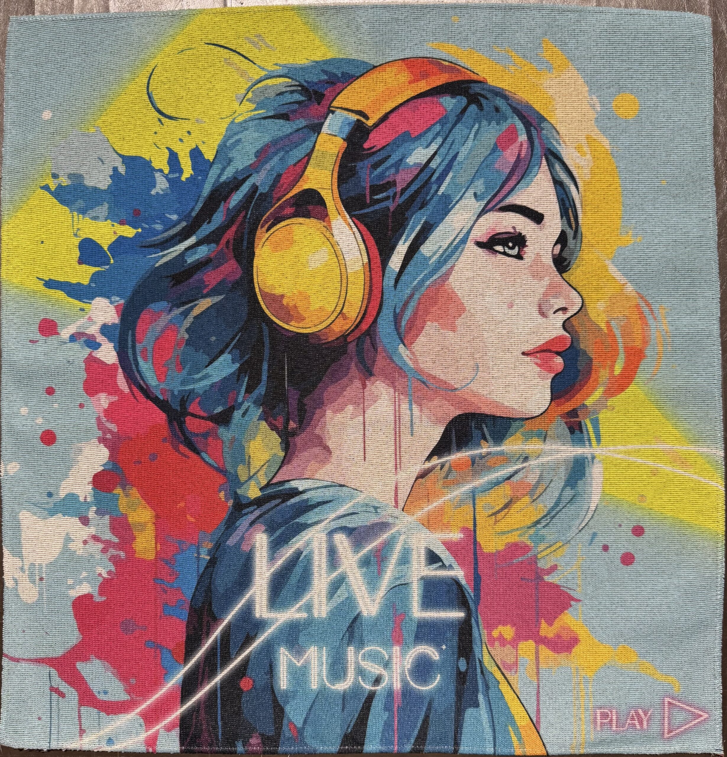 Carré polyester -Live music.