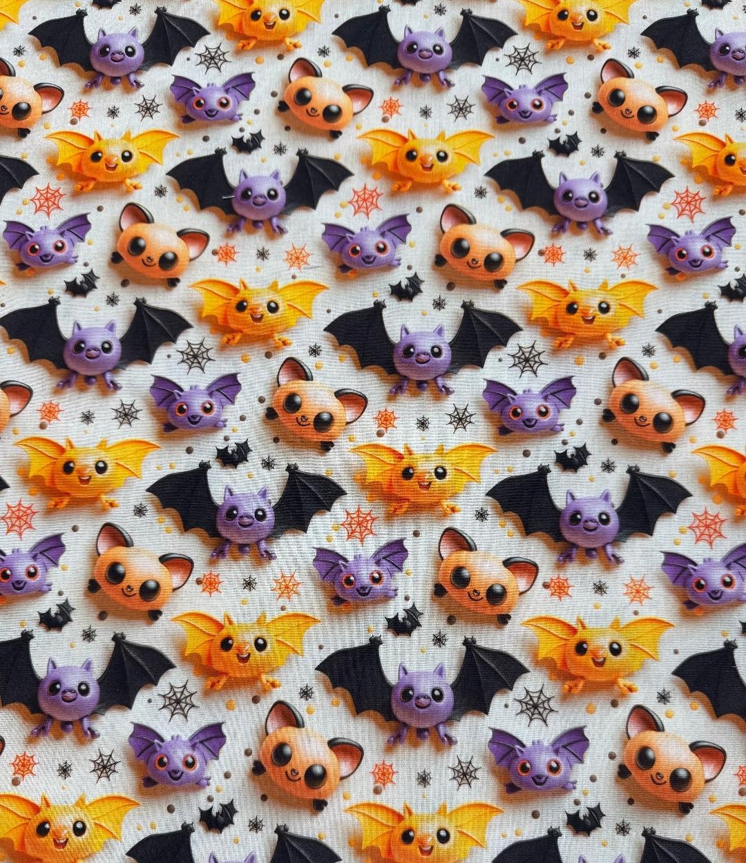 Petite chauve souris coloré de  halloween