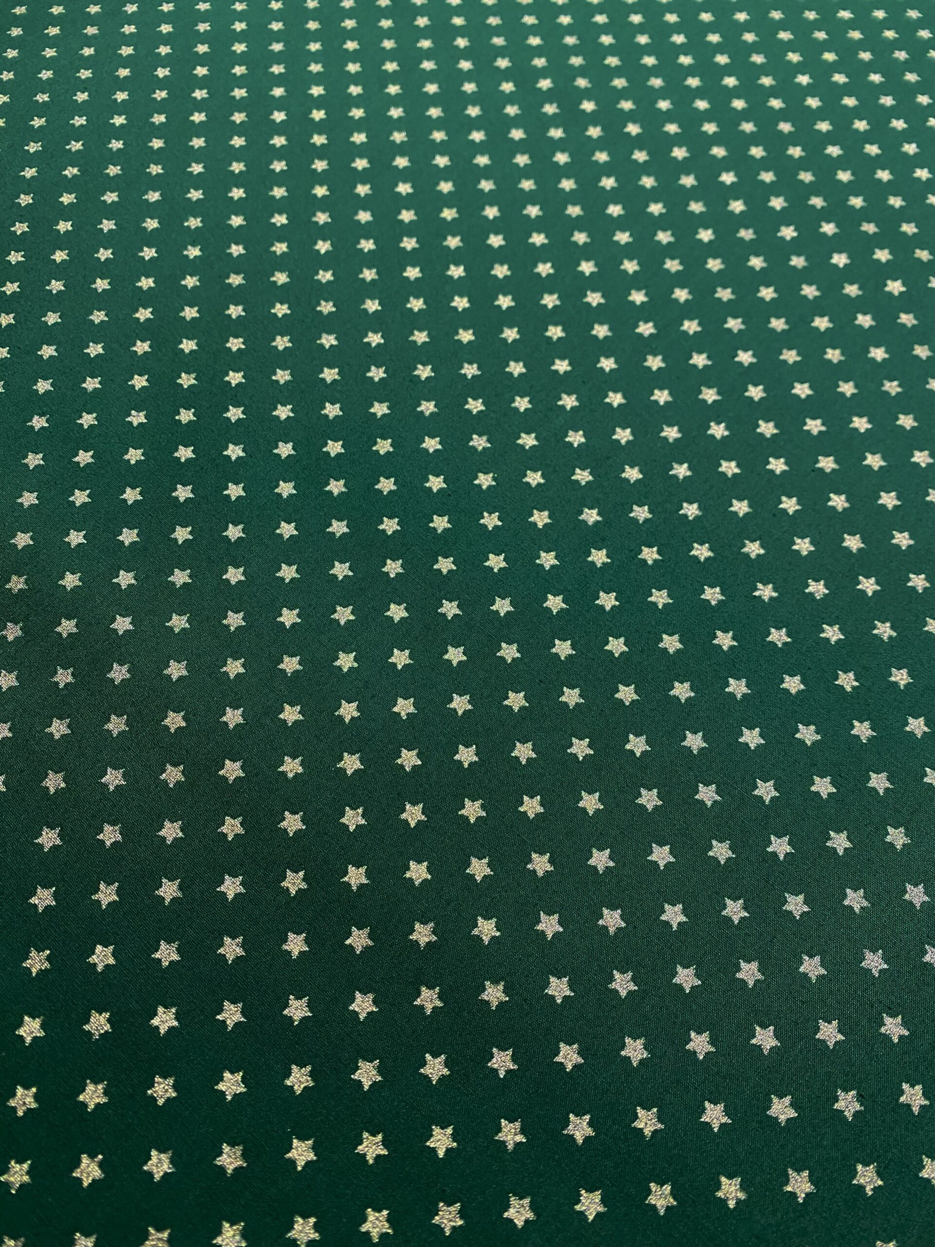 étoiles doré fond vert