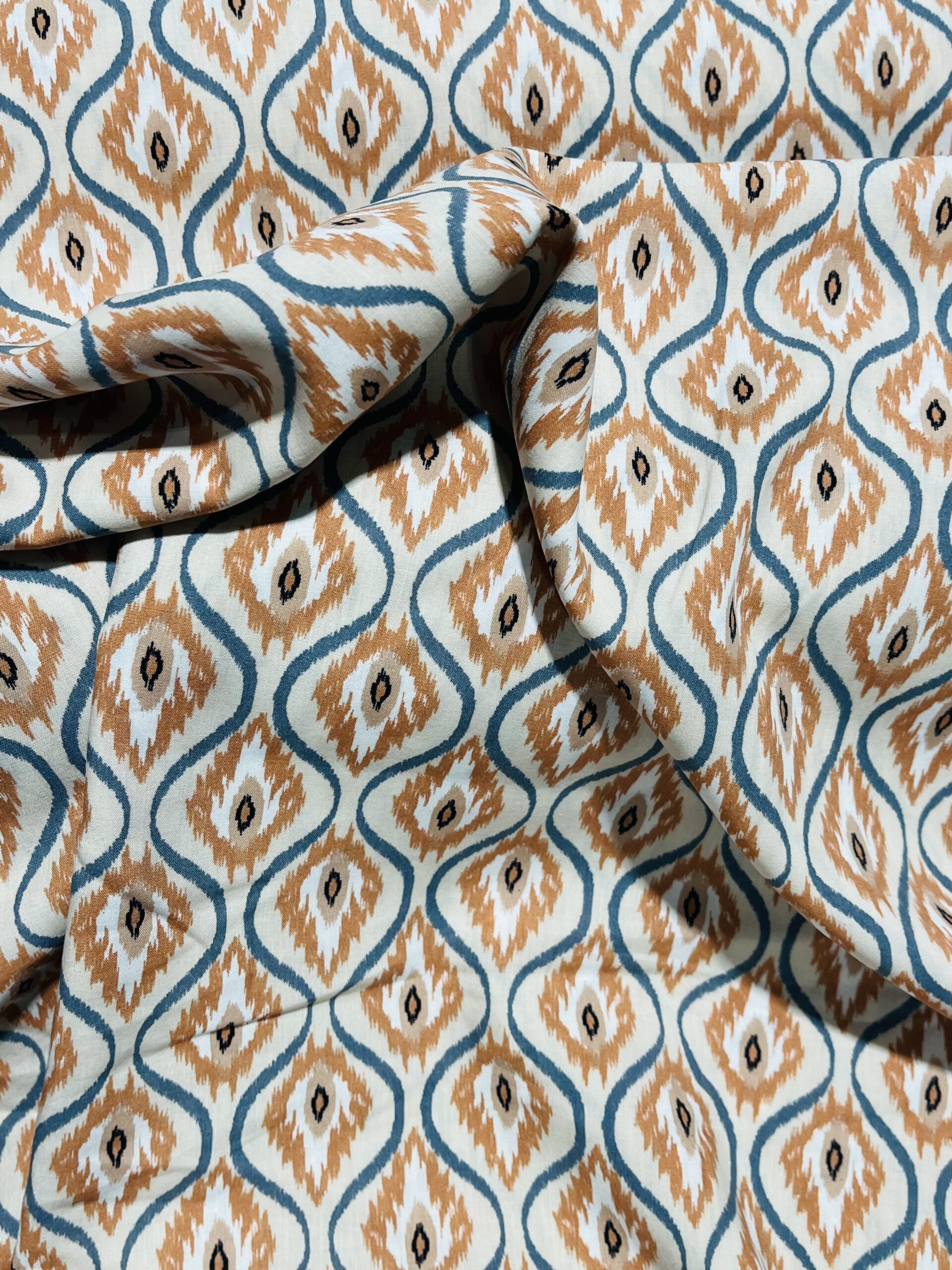 Graphic nude navy